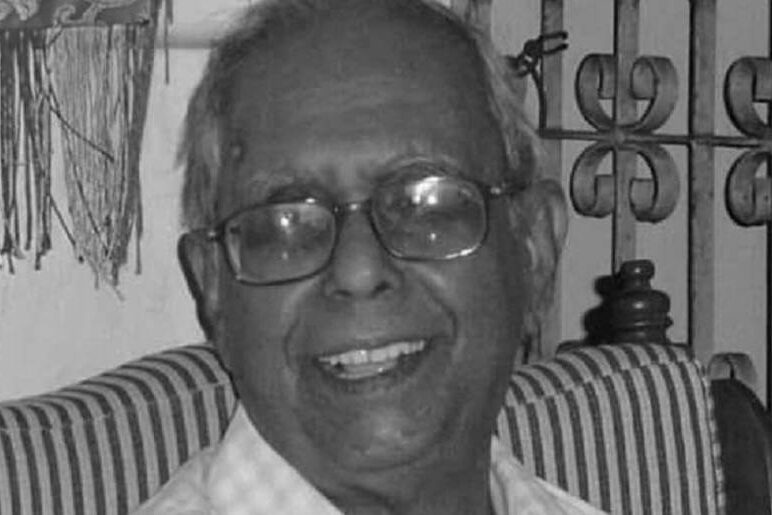 অশ্রুকুমার সিকদার